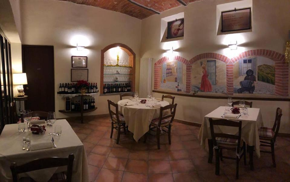 Locanda Osteria La Milonga Agliano Terme Ngoại thất bức ảnh