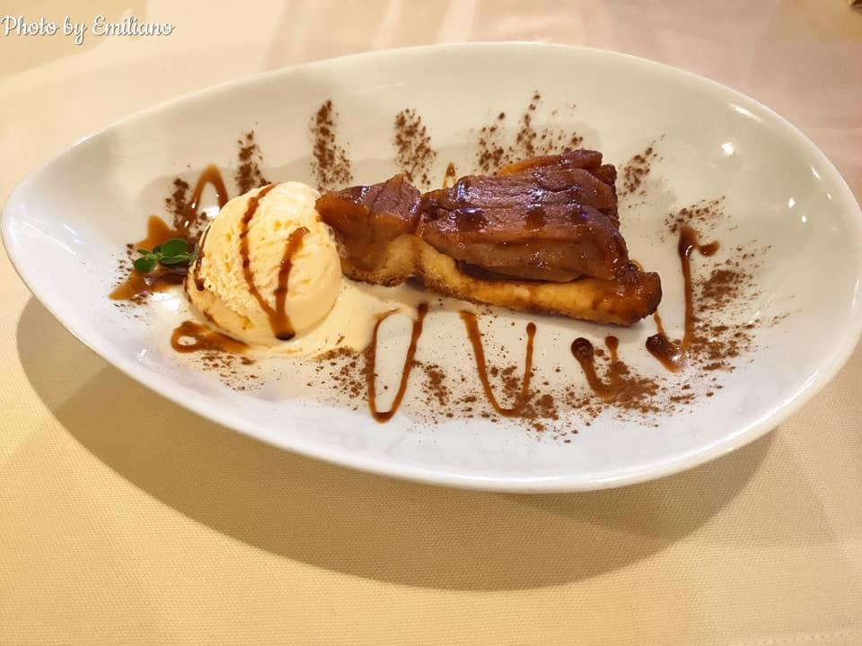 Locanda Osteria La Milonga Agliano Terme Ngoại thất bức ảnh