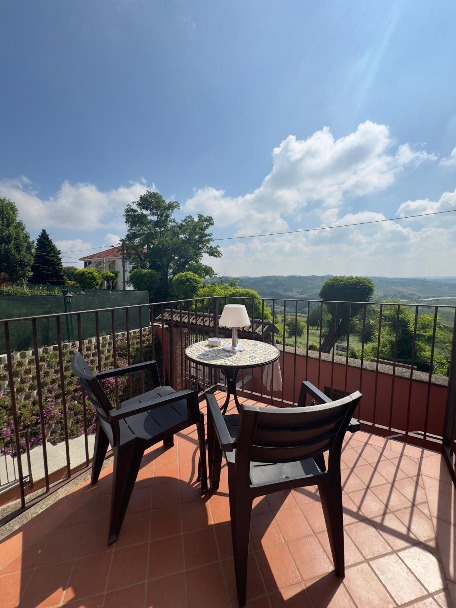 Locanda Osteria La Milonga Agliano Terme Ngoại thất bức ảnh